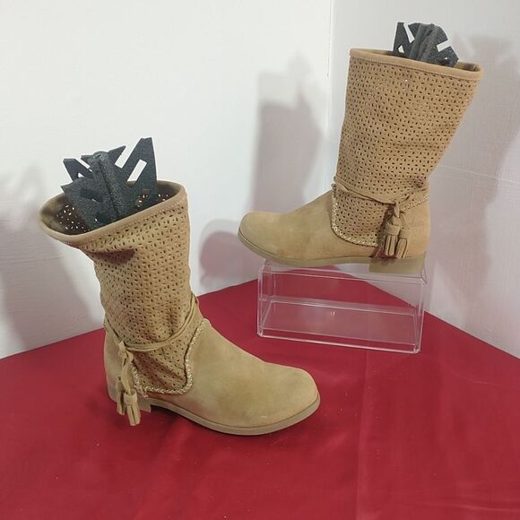 Coolway Tan Ankle Boots Women’s Size 37 US SZ 6. Condition is Pre-owned. - Picture 2 of 8